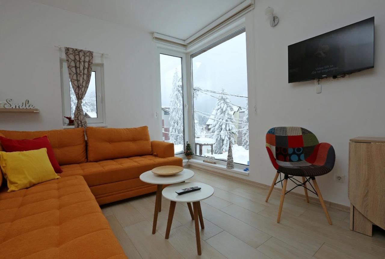Nest Apartment ยาโฮรินา ภายนอก รูปภาพ