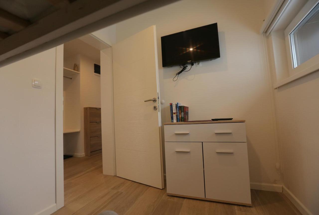 Nest Apartment ยาโฮรินา ภายนอก รูปภาพ